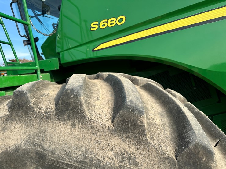 2015-john-deere-s680-image-8