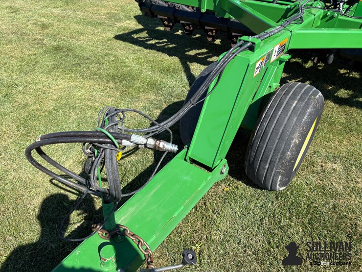 2015-john-deere-1590-image-11