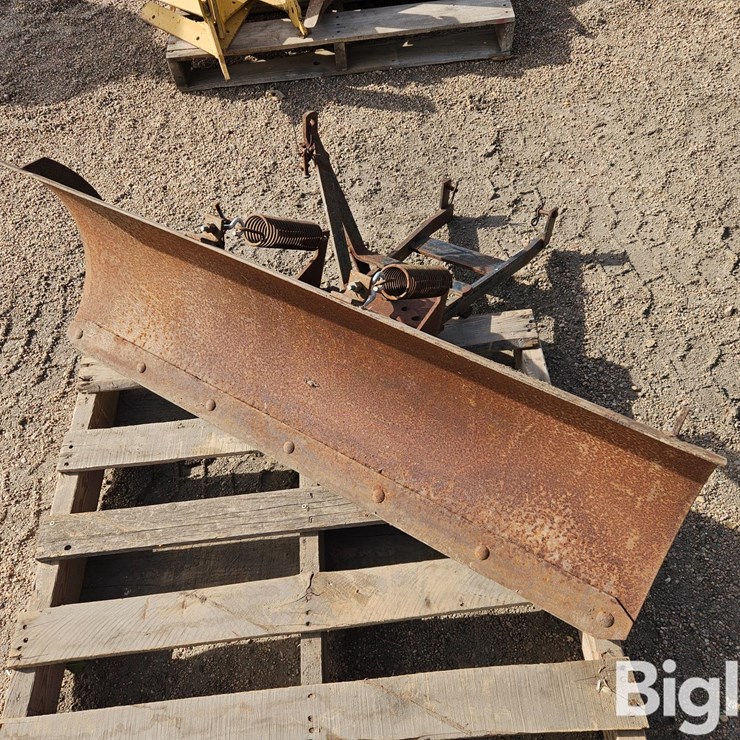 46" Blade Lawn Tractor Attachment