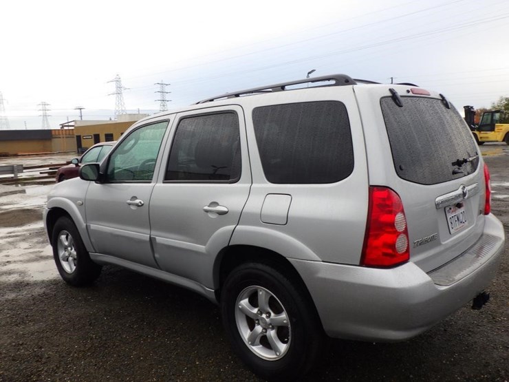 2005-mazda-tribute-image-4