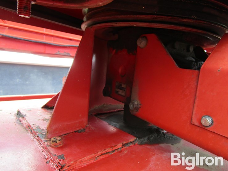 2001-new-holland-1432-image-18