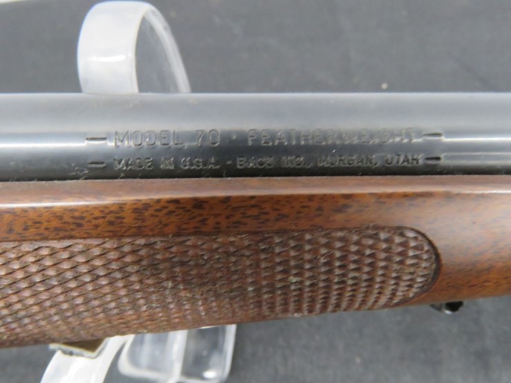 winchester-model-70-featherweight-.300wsm-only-bolt-action-rifle-image-7