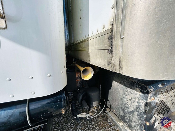 2007-peterbilt-340-image-22