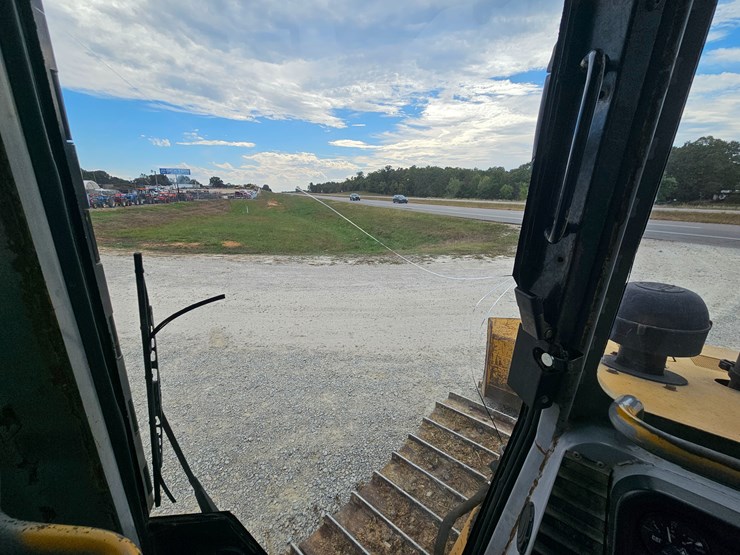 2002-caterpillar-d5g-xl-image-46