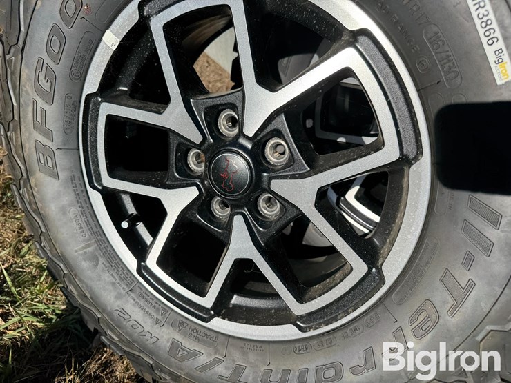 2024-bf-goodrich-285/70r17-tires-&-rims-&-suspension-image-11