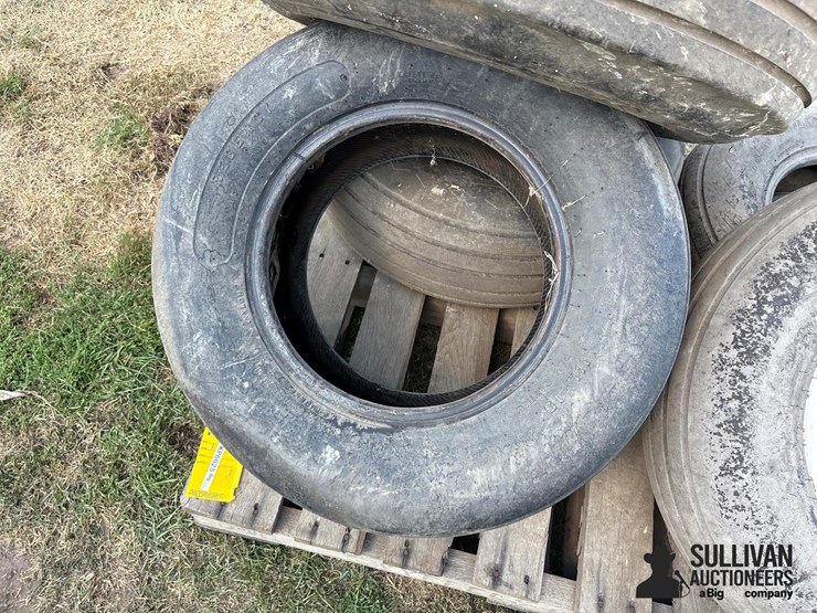 misc-pallet-of-tires-&-rims-image-9
