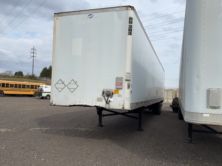 2006-utility-53'-image-1