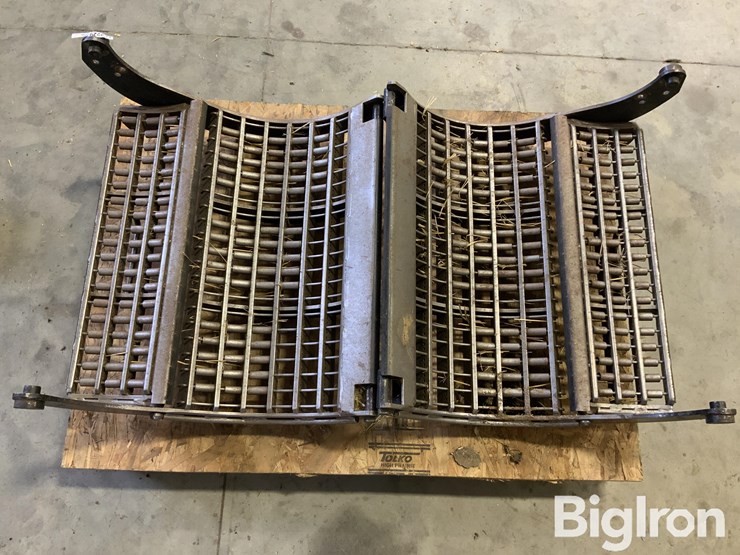 new-holland-cr7090-image-6