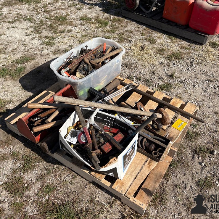 Misc Pallet Of Hand Tools
