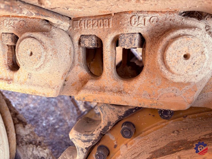 2019-caterpillar-d6t-xw-image-59