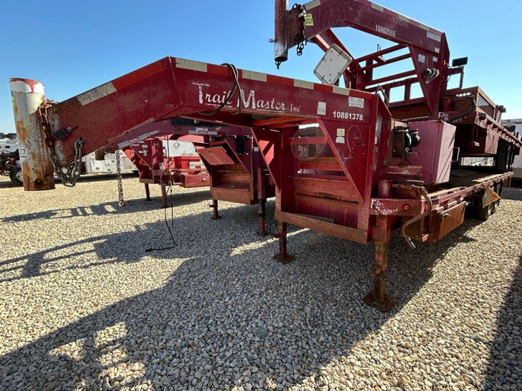 (x)-(8-27)-2006-trail-master-33'l-t/a-gooseneck-t...-image-1