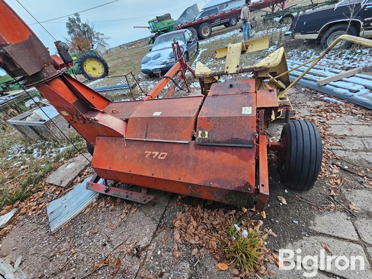 new-holland-770-image-6