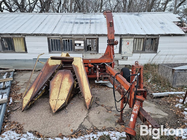 new-holland-770-image-2