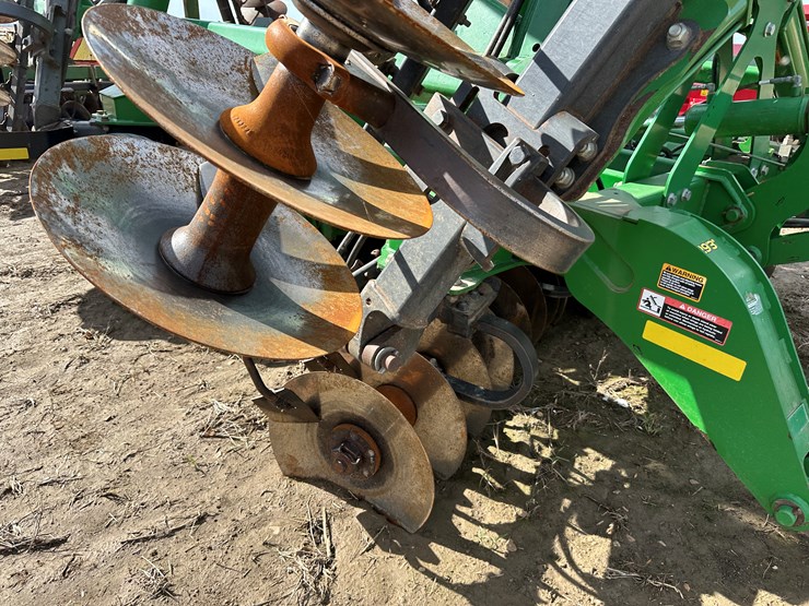 john-deere-2623-image-45