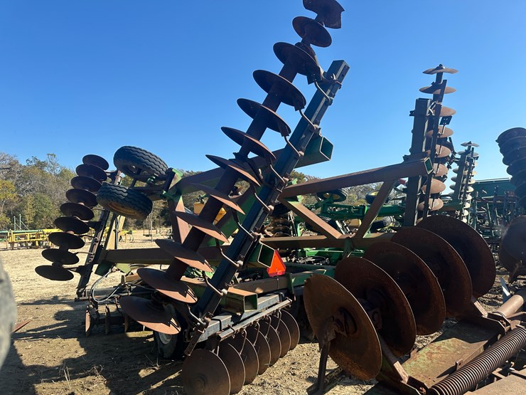 john-deere-30-image-4