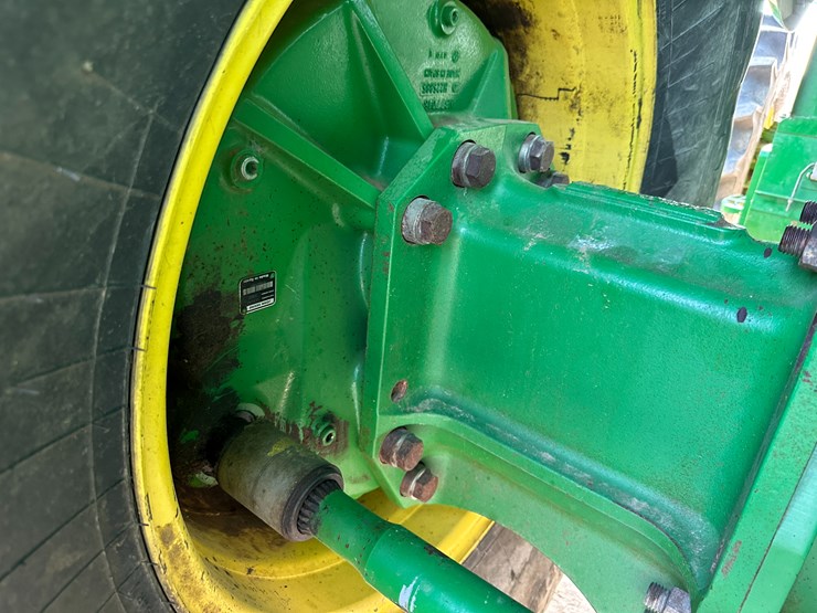 2015-john-deere-s680-image-14