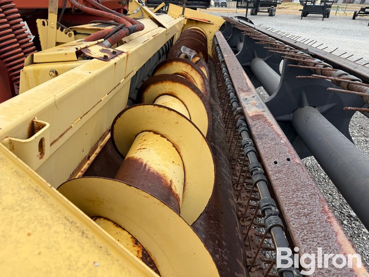 new-holland-1475-image-13