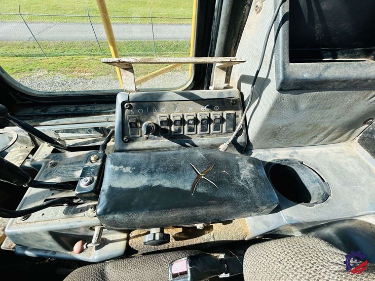 1996-caterpillar-988f-image-88