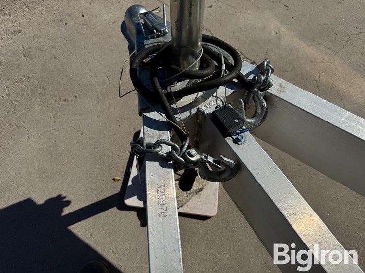 2022-neo-8.5x24-t/a-aluminum-enclosed-trailer-image-14