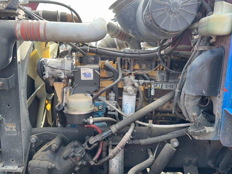 2004-caterpillar-c12-image-22