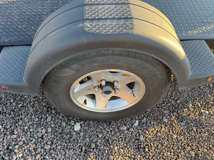 #3002-•-z-pro-6'-x-10'-kneeling-motorcycle-trailer-image-4