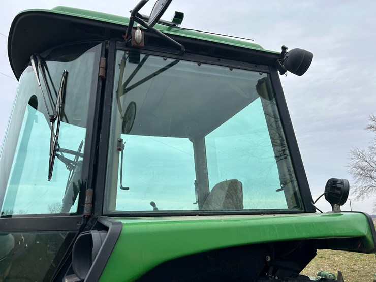 john-deere-4755-image-24