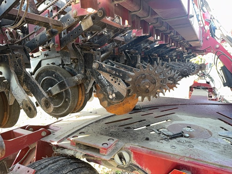 case-ih-1200-image-45