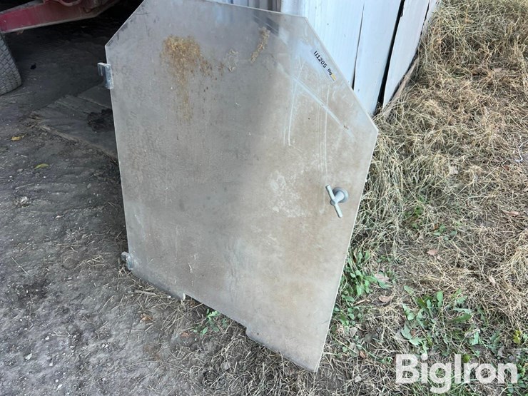 makeshift-skid-steer-door-image-1
