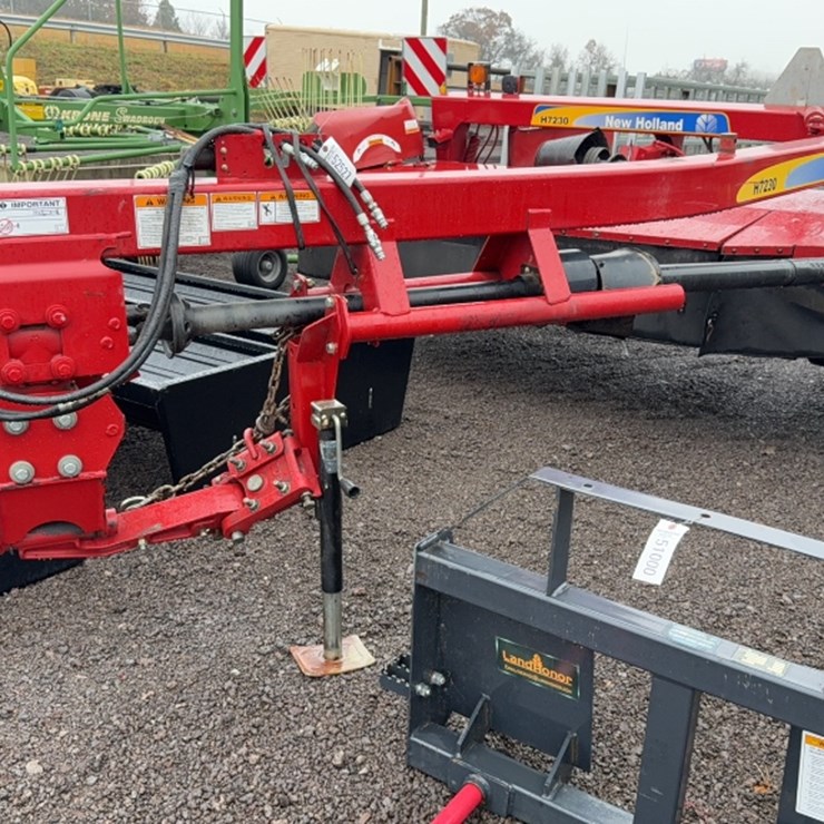 NEW HOLLAND H7230