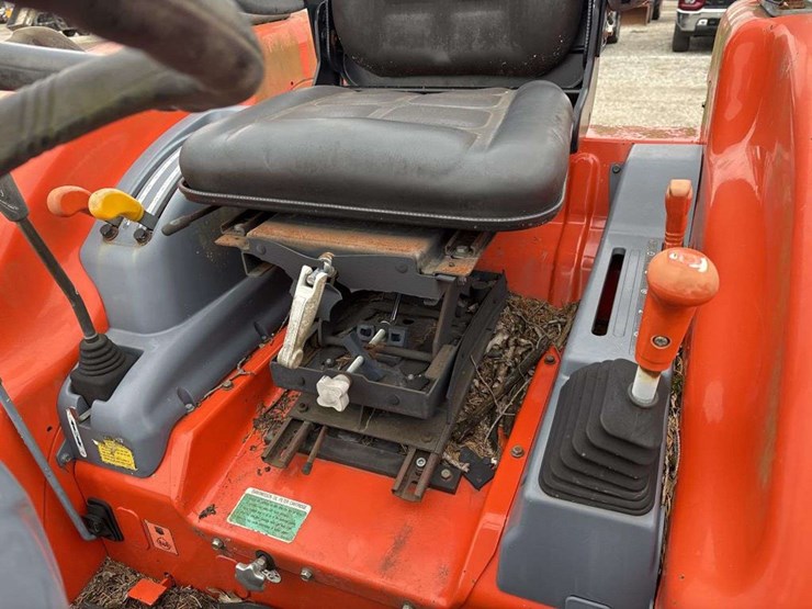 kioti-dk40se-image-8