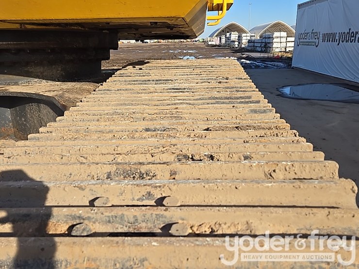 2022-komatsu-pc490-lc-11-image-16