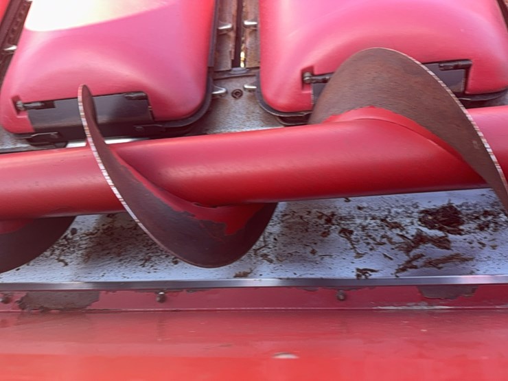 2011-case-ih-3412-image-21