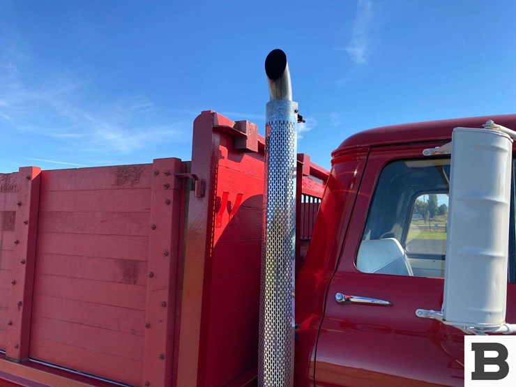 1959-gmc-370-bulk-agriculture-truck-image-28