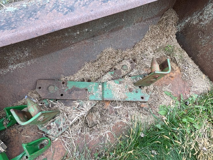 #1048-•-john-deere-eo48u-loader-(ettrick,-wi)-image-18