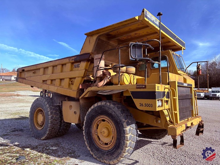 1990-caterpillar-769c-image-9