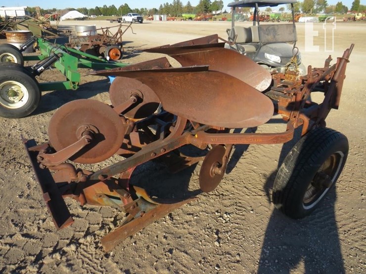 international-483-image-3