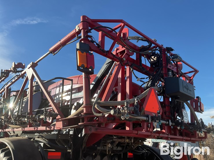 2010-case-ih-patriot-4420-image-19