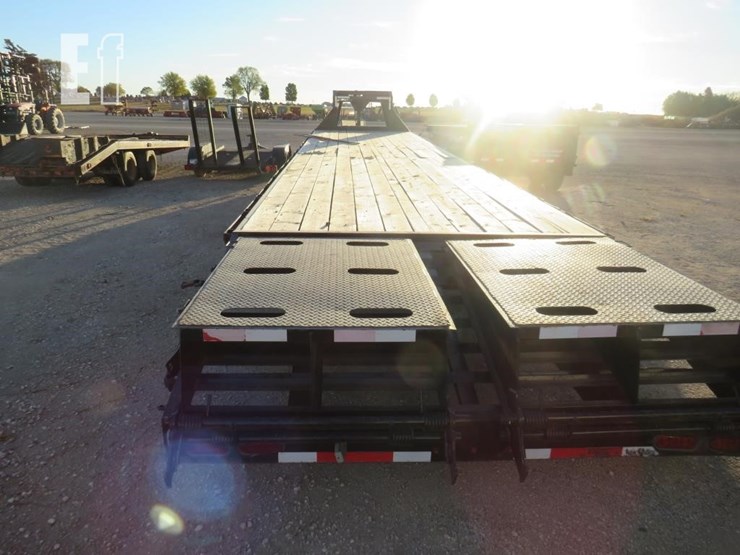 2023-trail-maxx-40-ft-image-9