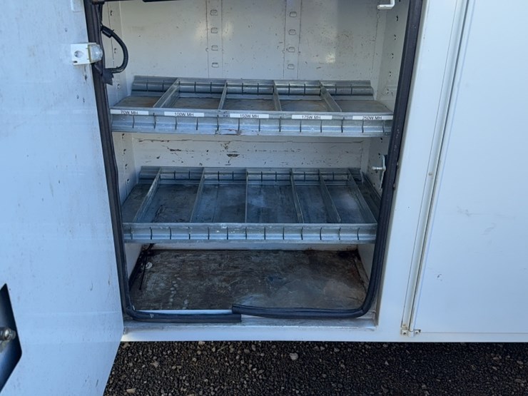 2010-altec-at37g-image-16