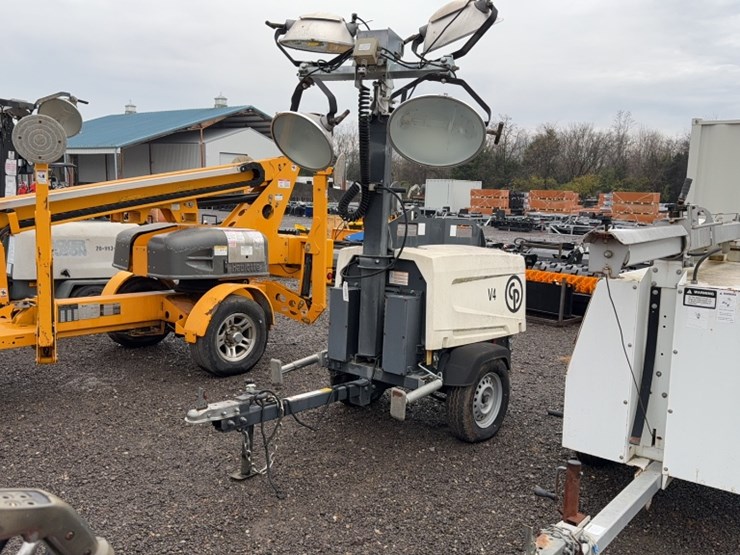 #2060-•-cp-v4-towable-light-tower-image-1