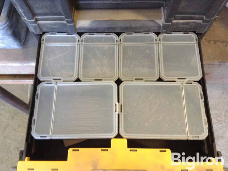 farm-&-construction-fasteners-image-7