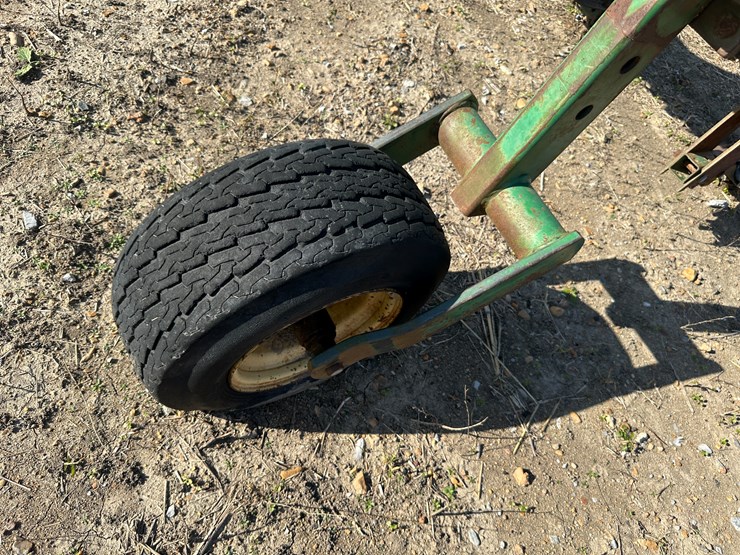 john-deere-845-image-7