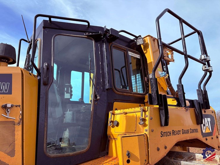 2019-caterpillar-d6t-xw-image-94