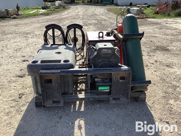 welding/fence-building-skid-image-5