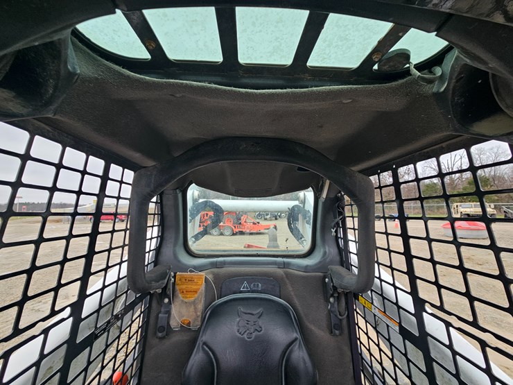 2018-bobcat-t770-image-25