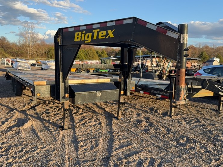 2021-big-tex-25'-gooseneck-image-2