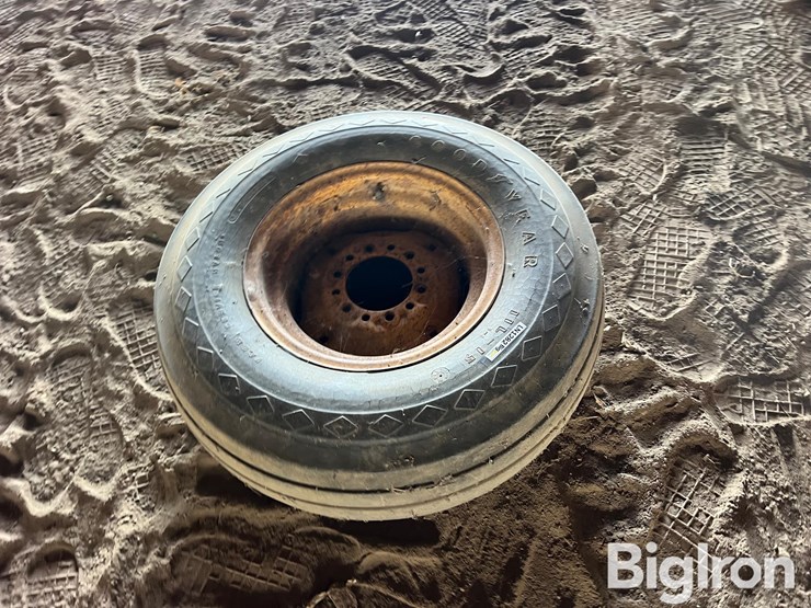 goodyear-11l-15-tire-image-7