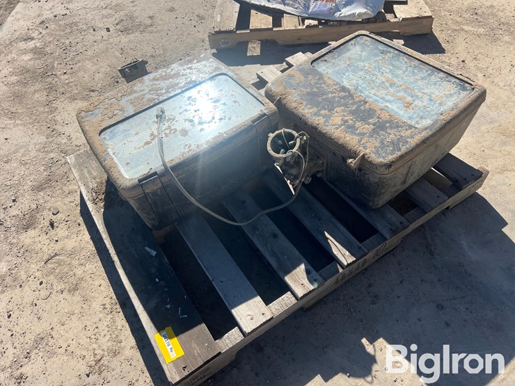 yard-/-lot-floodlights-image-7