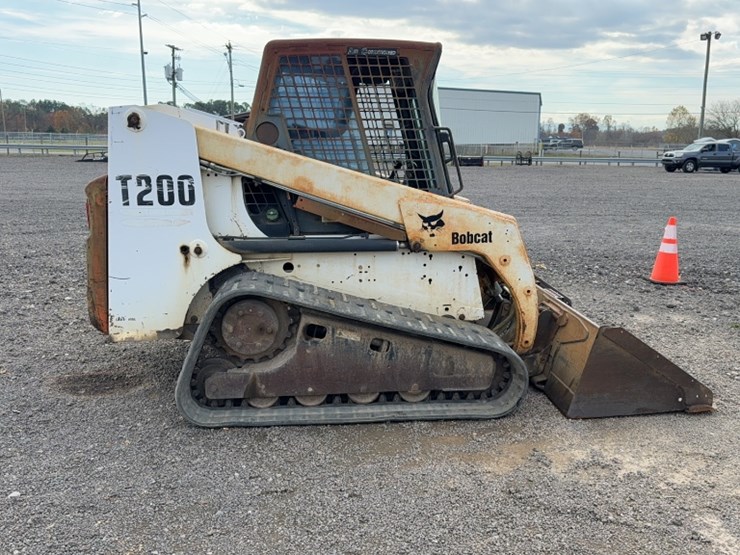 bobcat-t200-image-5
