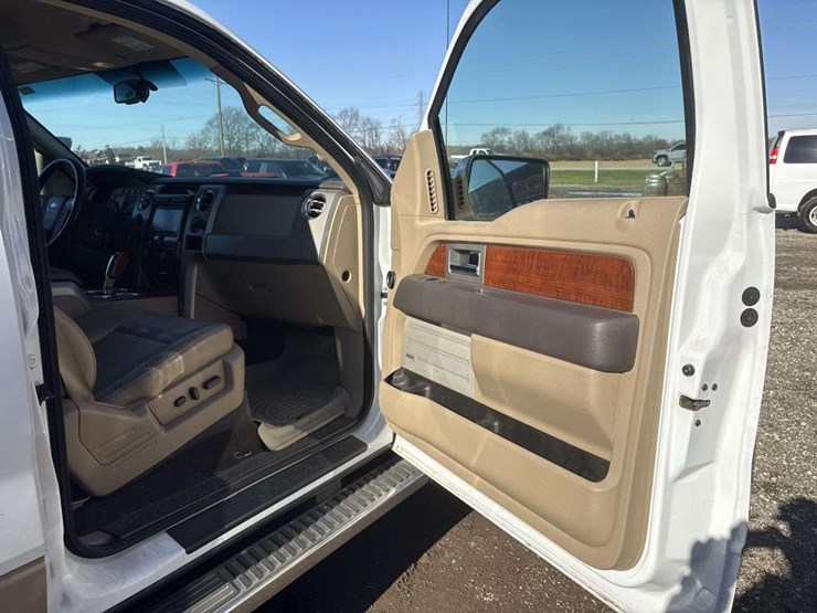 2010-ford-f150-lariat-image-19